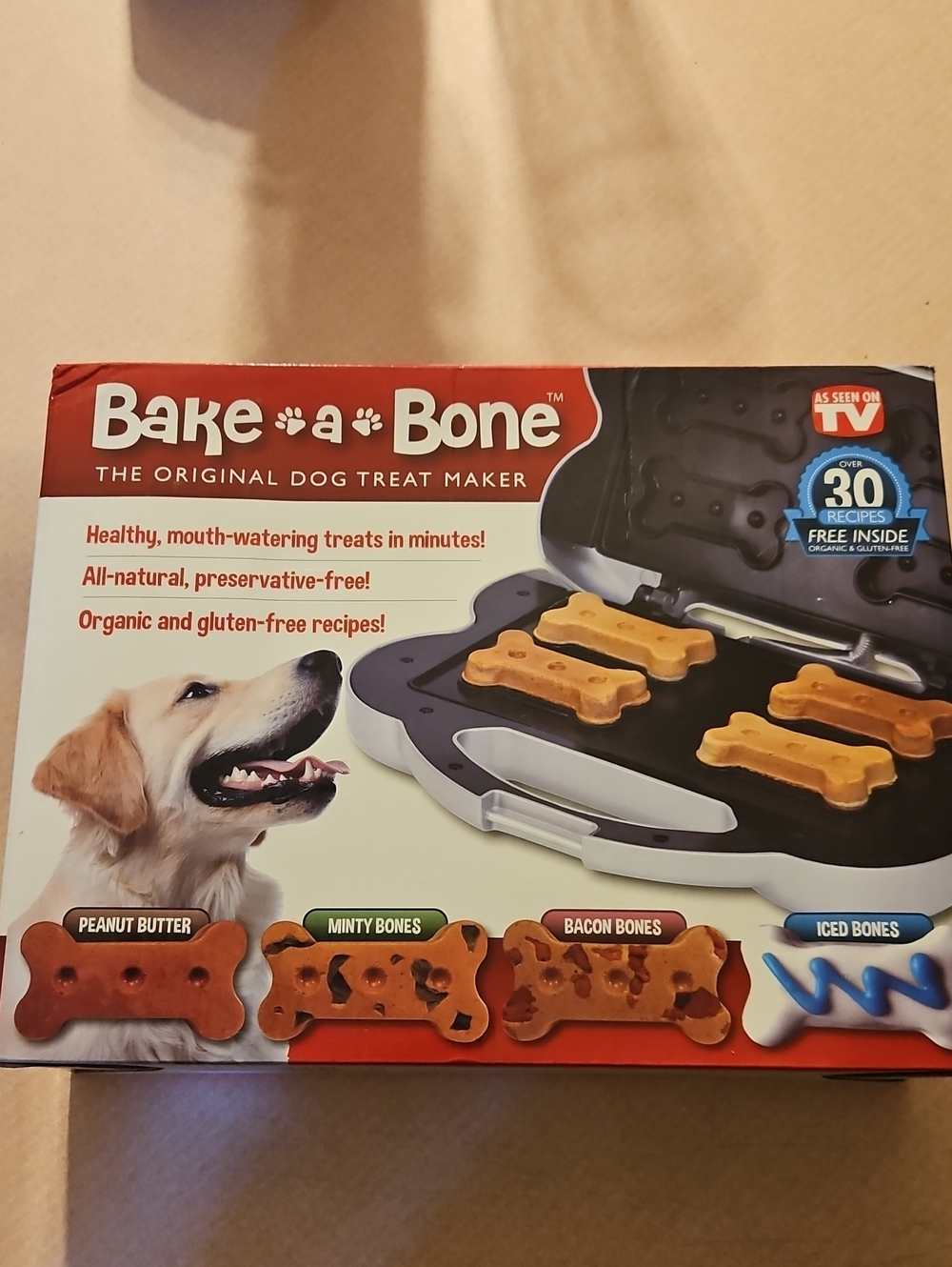 NWOT- Bake A Bone Dog Treat Maker
